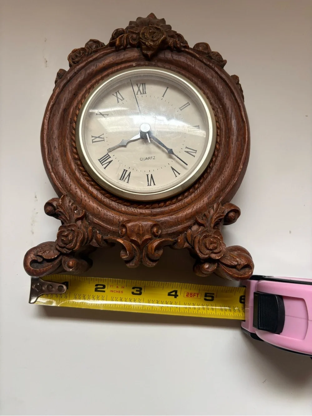 Quartz Ornate Brown Resin Wall Clock - Vintage-Style Home desk clock